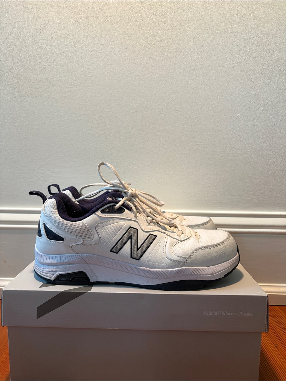 New Balance 857 M10.5